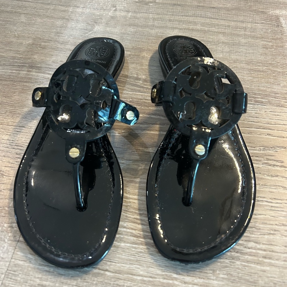 Tory Burch Black Patent Leather Logo Thong Sandals